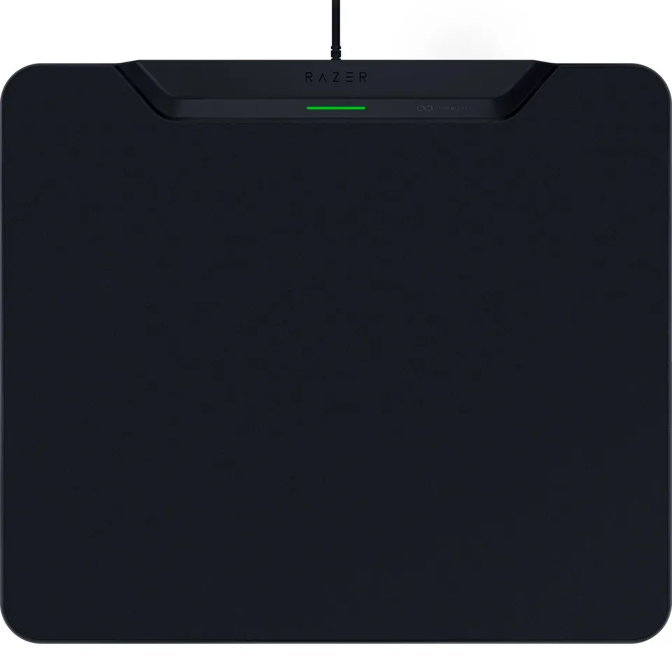 razer-hyperflux-v2-wireless-charging-system-continuous-charging-gaming-mouse-mat image 1