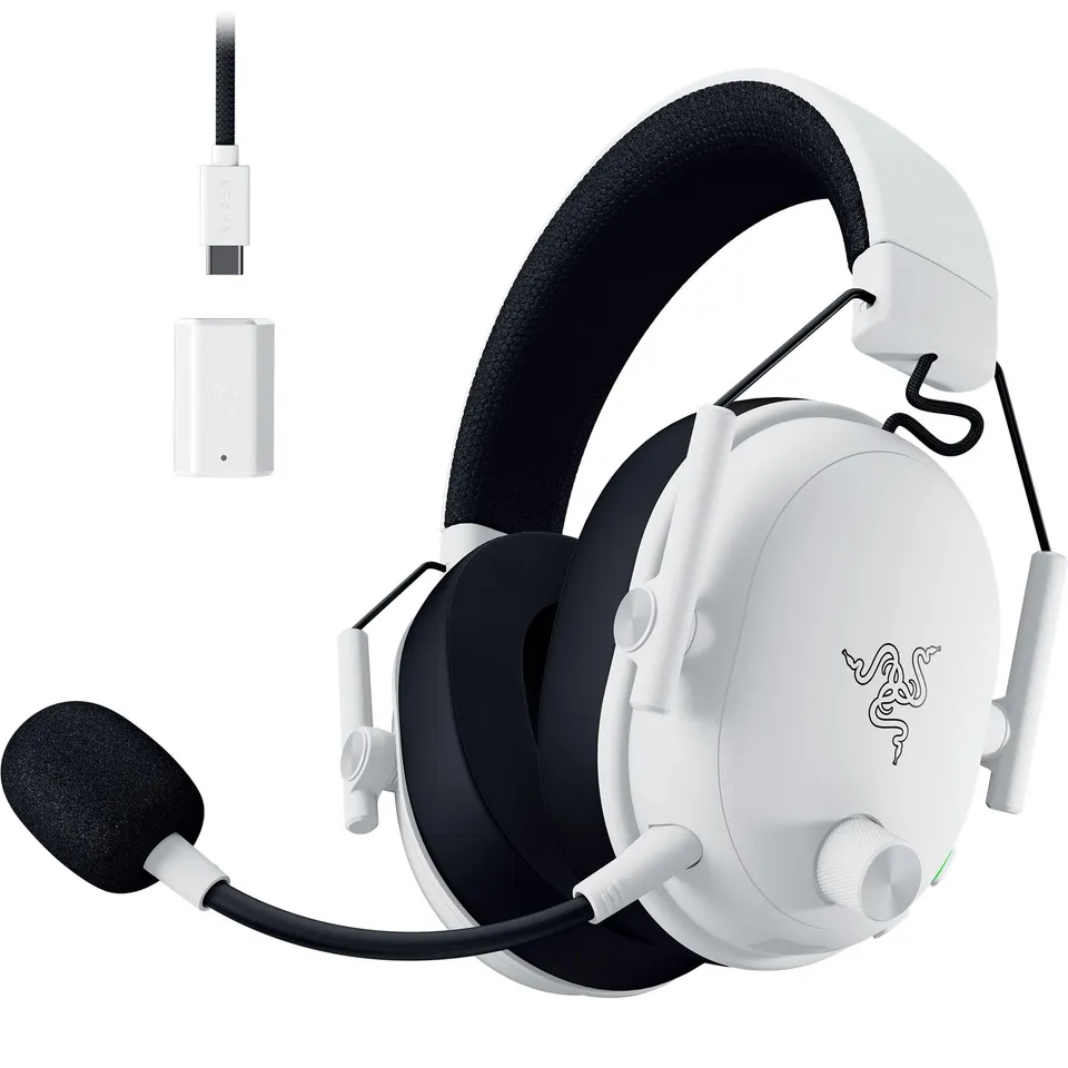razer-blackshark-v3-wireless-gaming-headset-with-50mm-triforce-titanium-gen-2-dr image 1