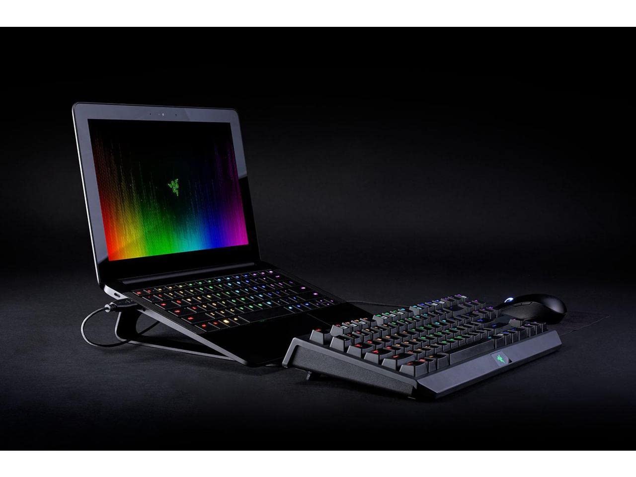razer-laptop-stand-ergonomic-anodized-aluminum-open-air-cooling-riser-black image 4