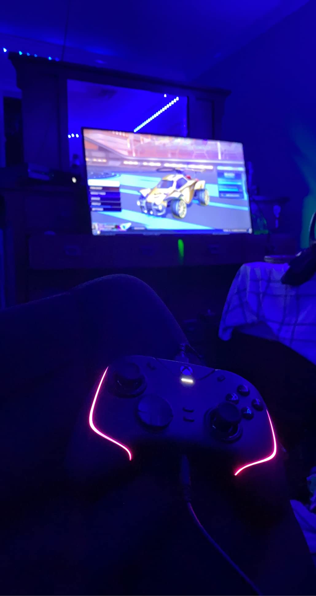 Great controller, wired only