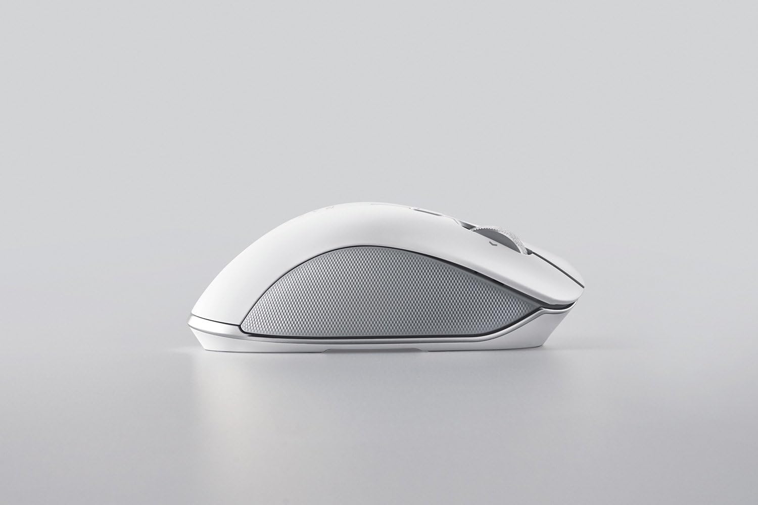 razer-pro-click-wireless-ergonomic-productivity-mouse-5g-advanced-optical-sensor image 3