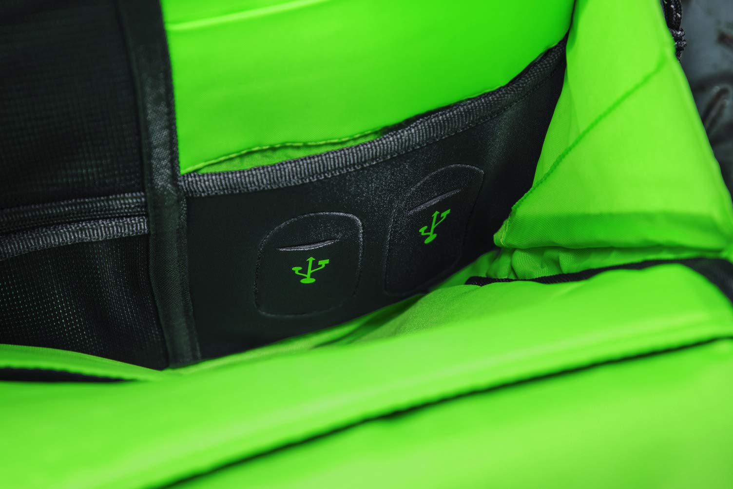 razer-tactical-v2-15-laptop-backpack-tear-water-resistant-ballistic-nylon-with-m image 6
