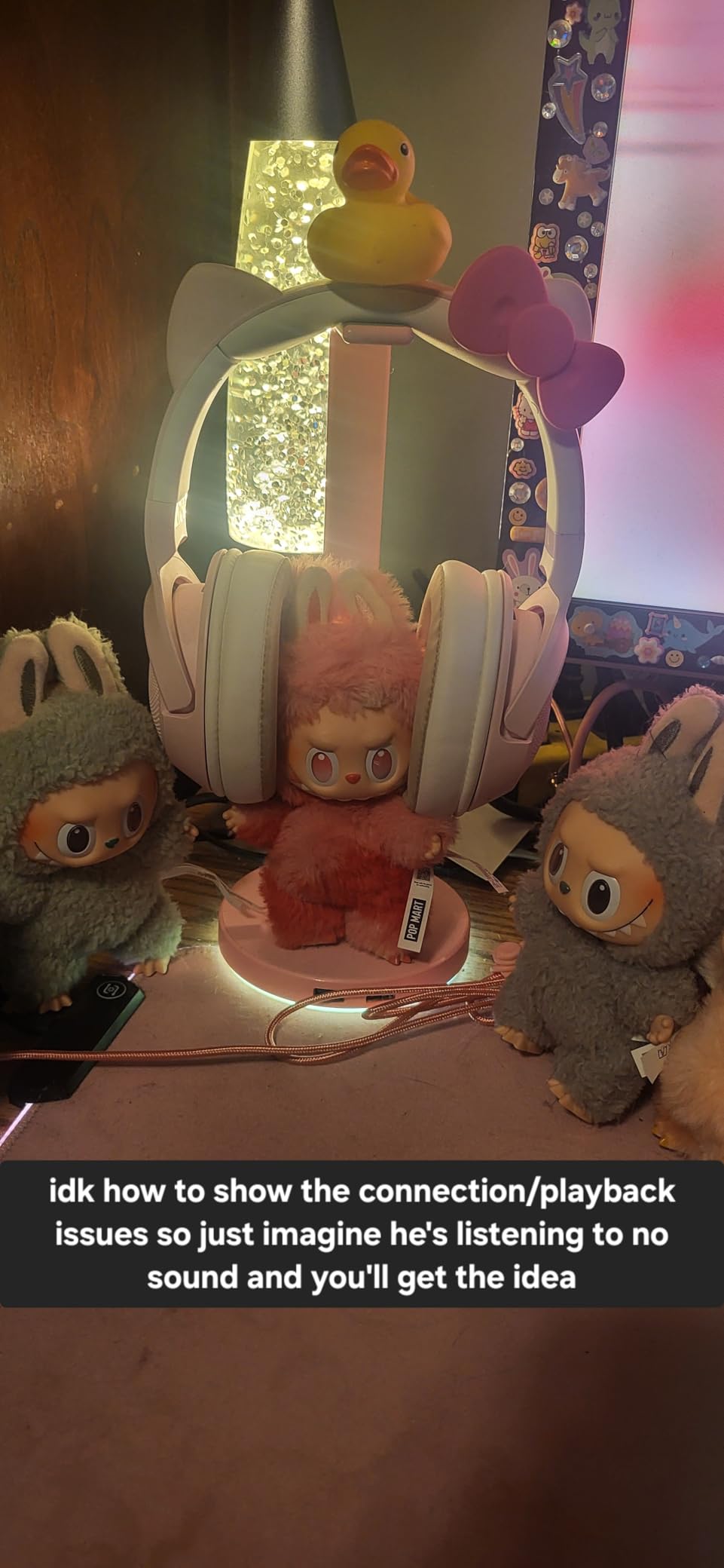 Ear cushion peeled early