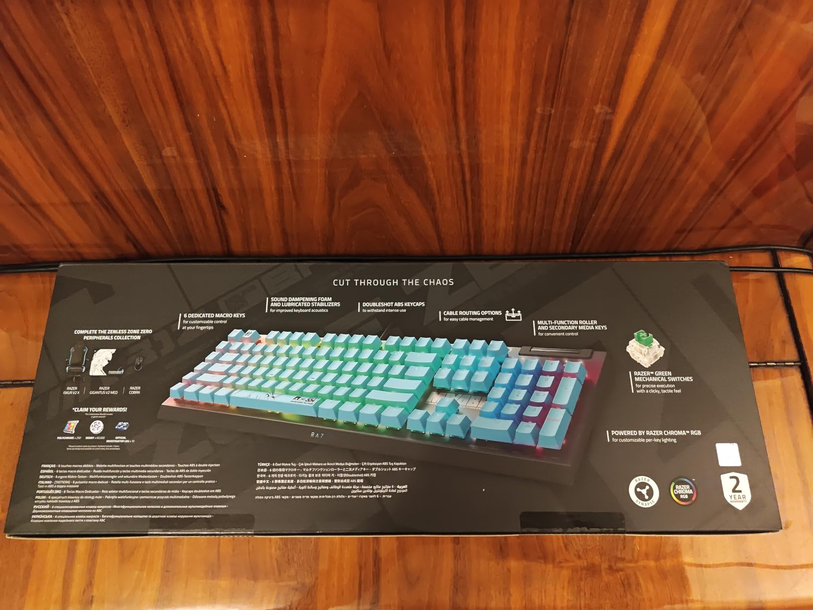 Great keyboard, cute theme