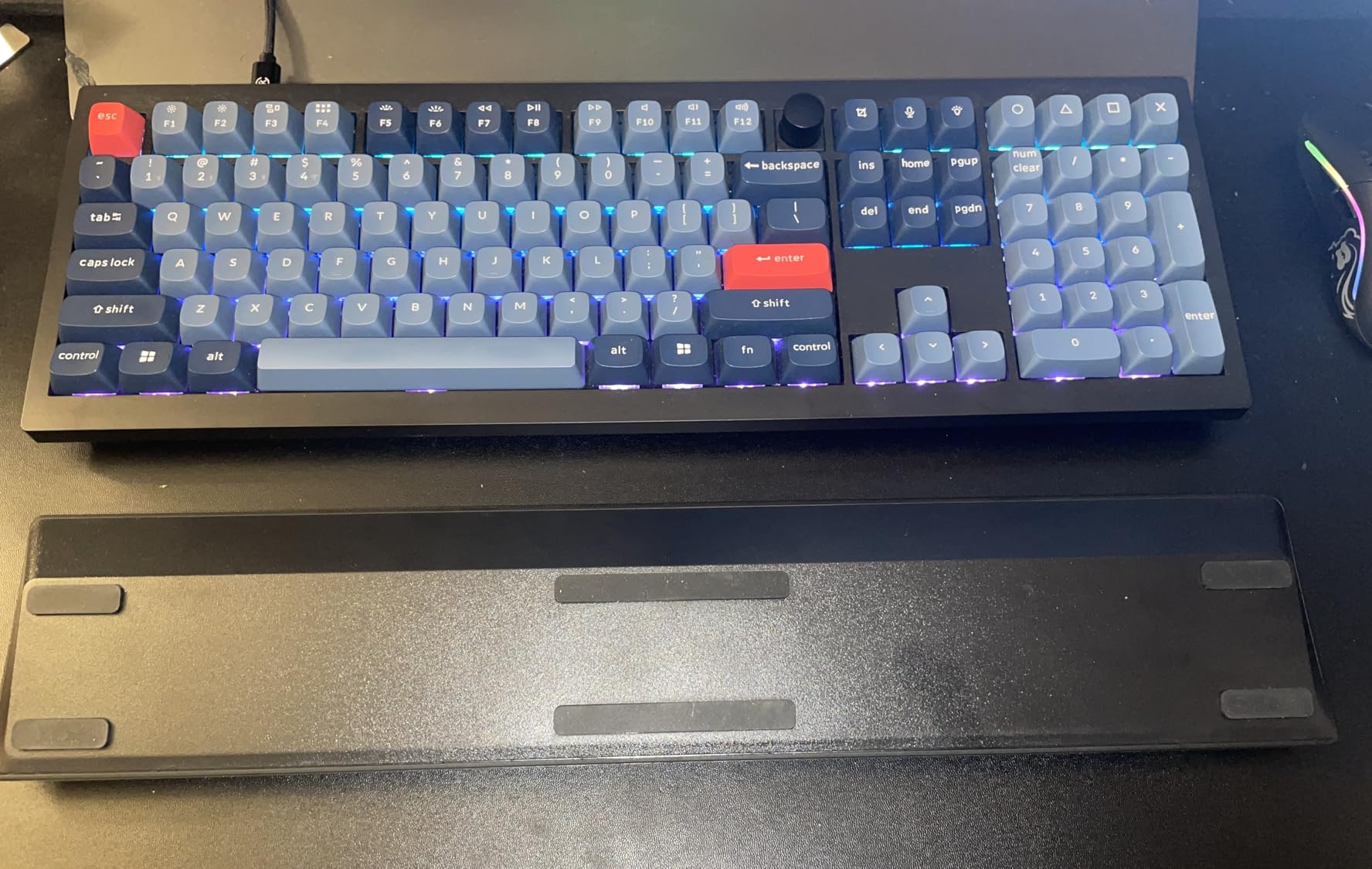 Office-eligible RGB-free comfort
