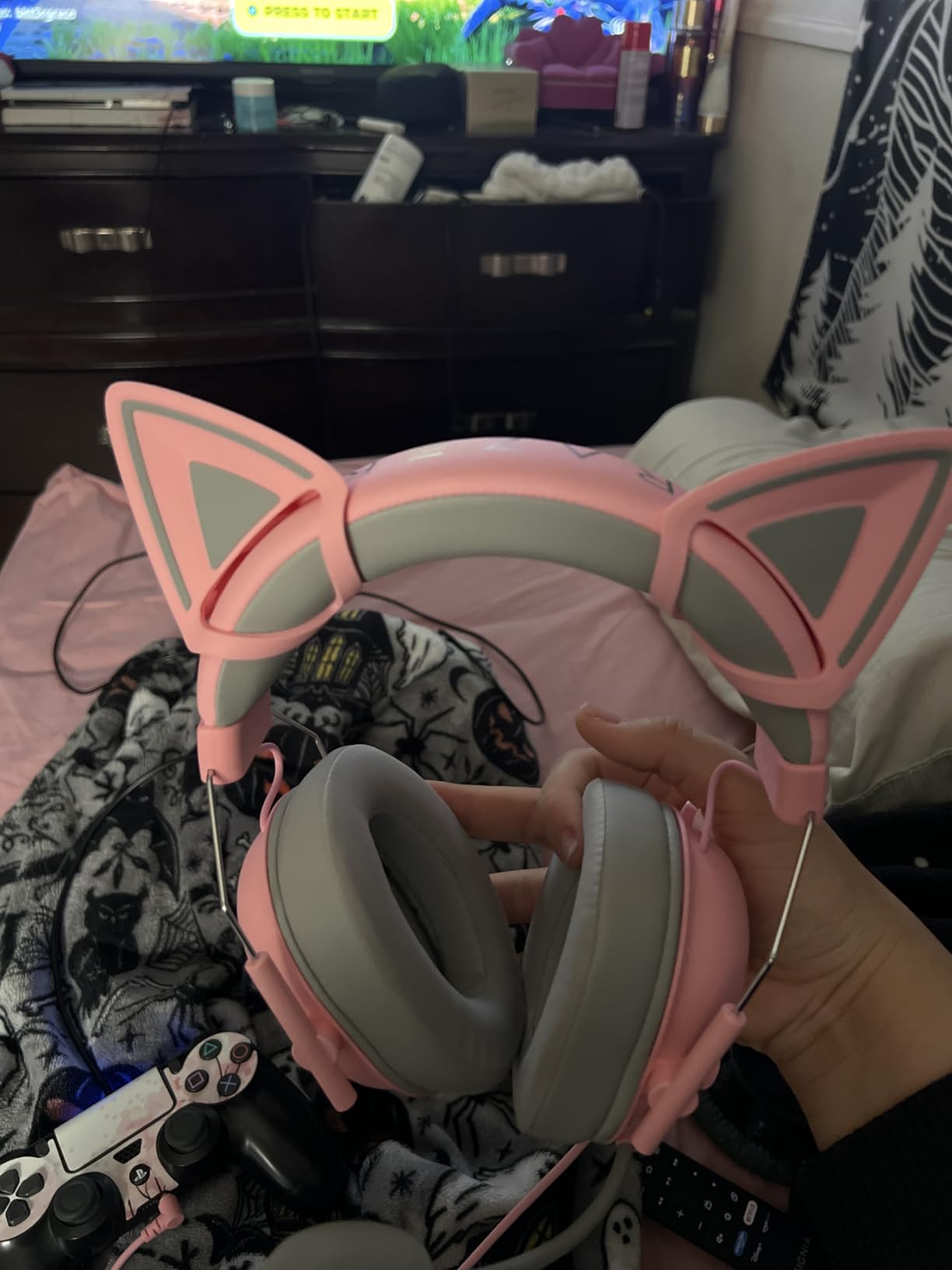 Good fit on multiple headsets