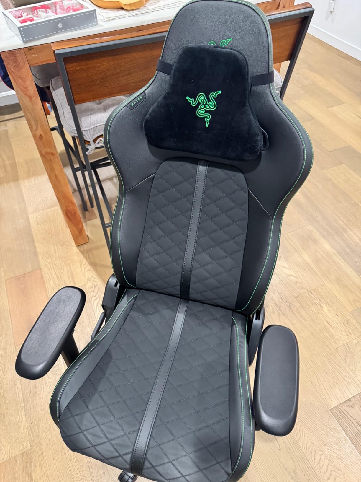 Easy setup, comfy sit