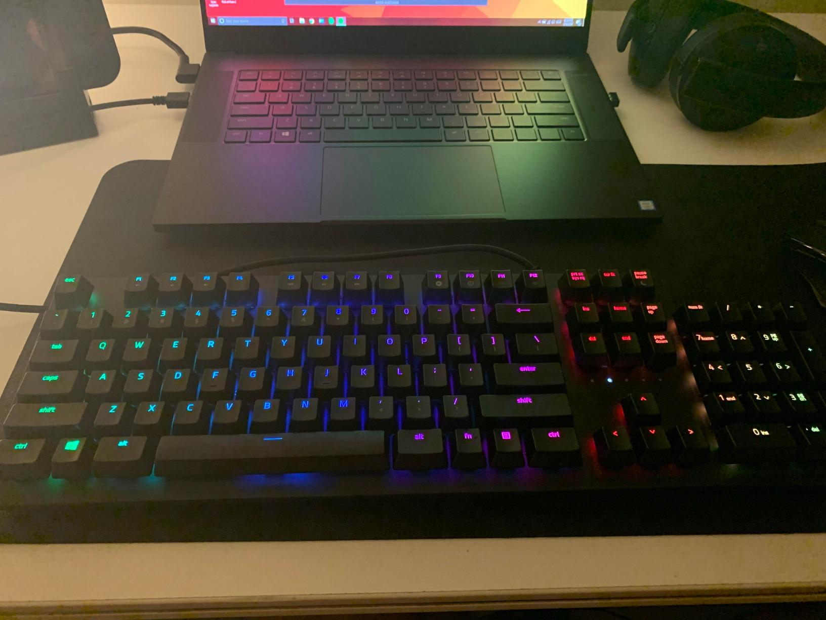 Good keyboard, some quirks
