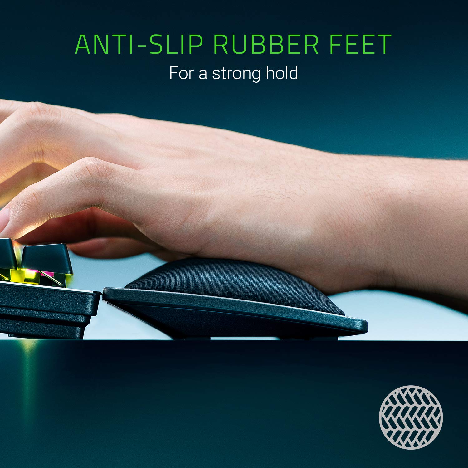 razer-ergonomic-wrist-rest-pro-for-full-sized-keyboards-with-cooling-gel-infused image 3