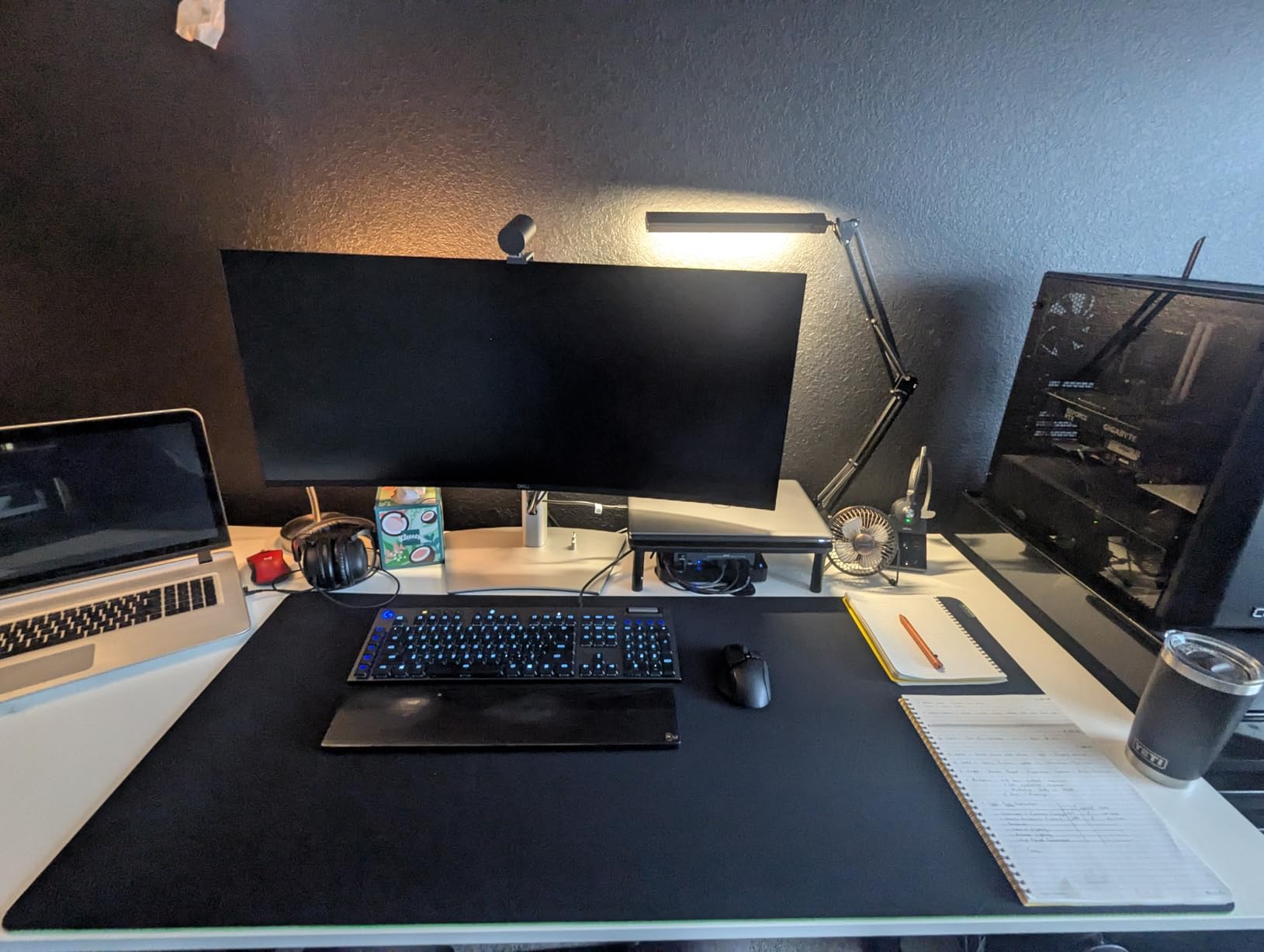 Perfect for a dad's WFH setup