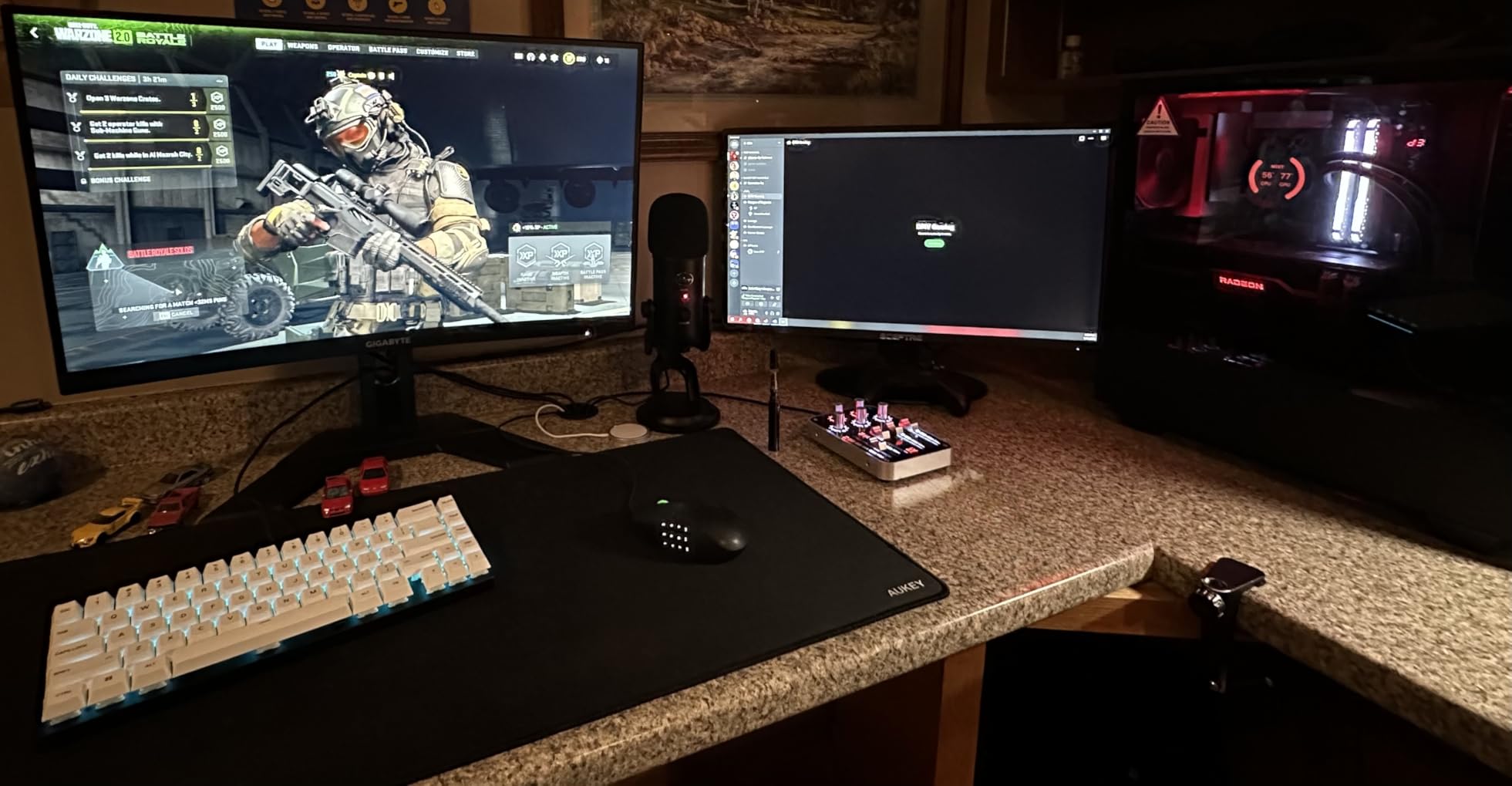 Good mouse, buttons take practice