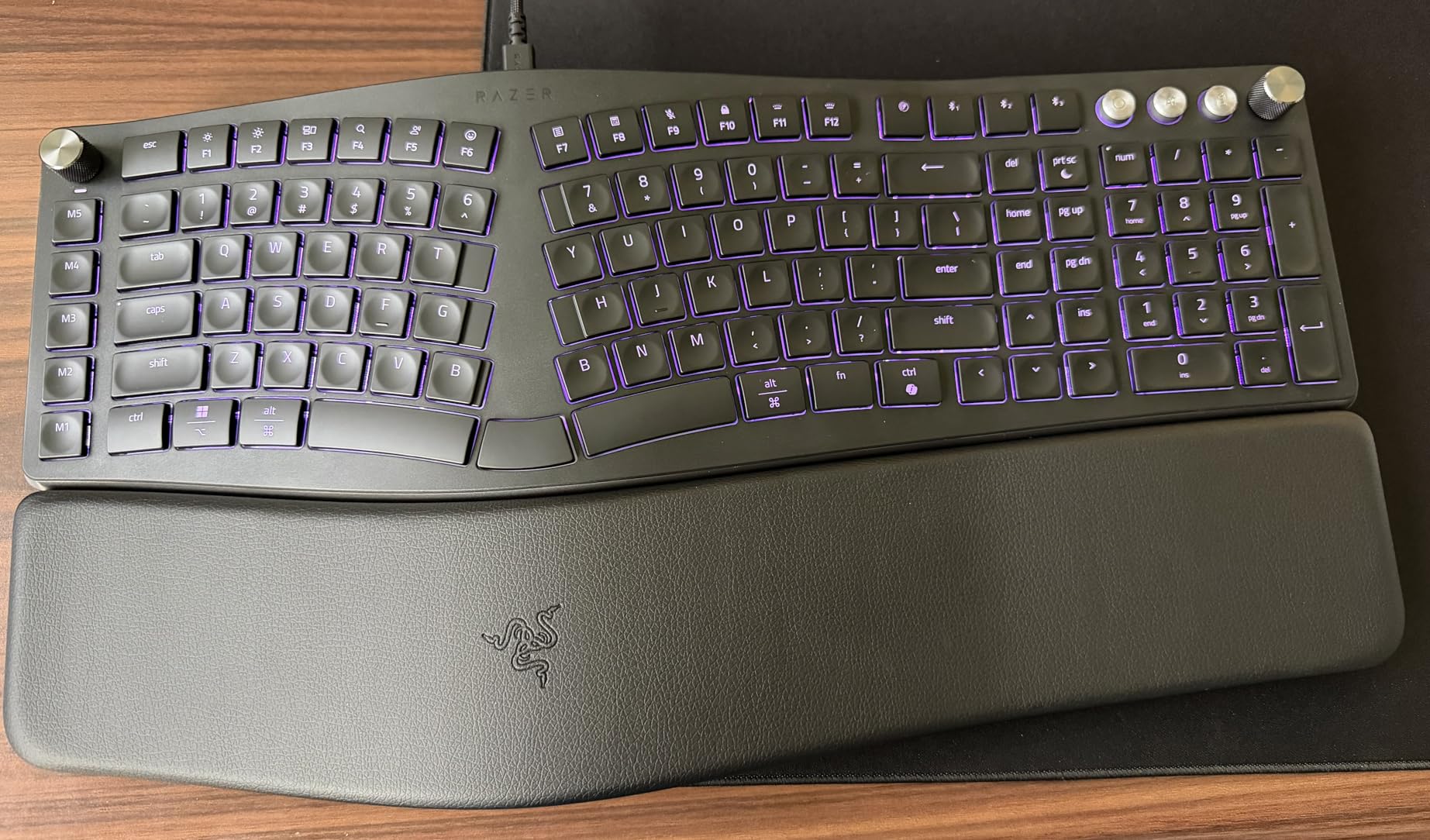 Great keyboard, software could be better