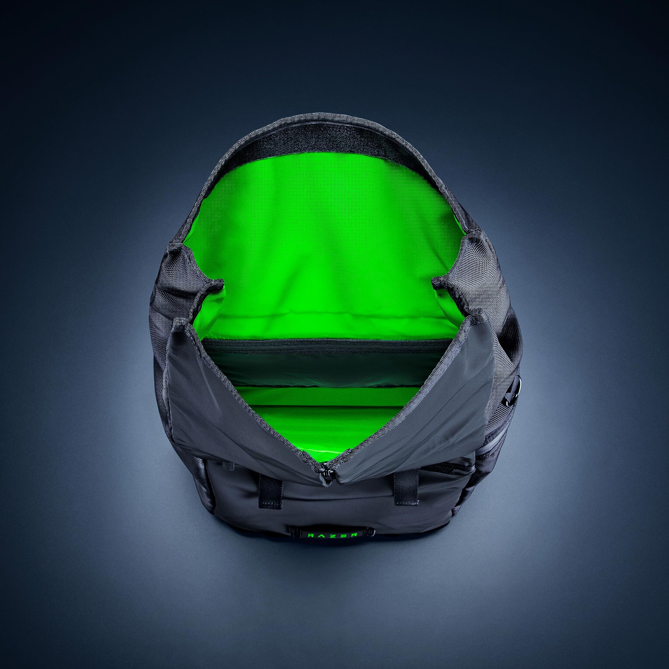 razer-recon-15-rolltop-backpack-all-weather-water-resistant-travel-pack-with-15- image 8