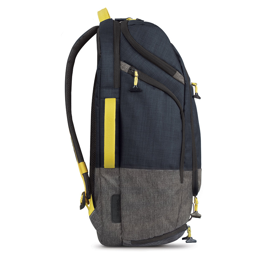 solo-new-york-everyday-max-recycled-backpack-acv732-4-with-padded-17-3-laptop-co image 3