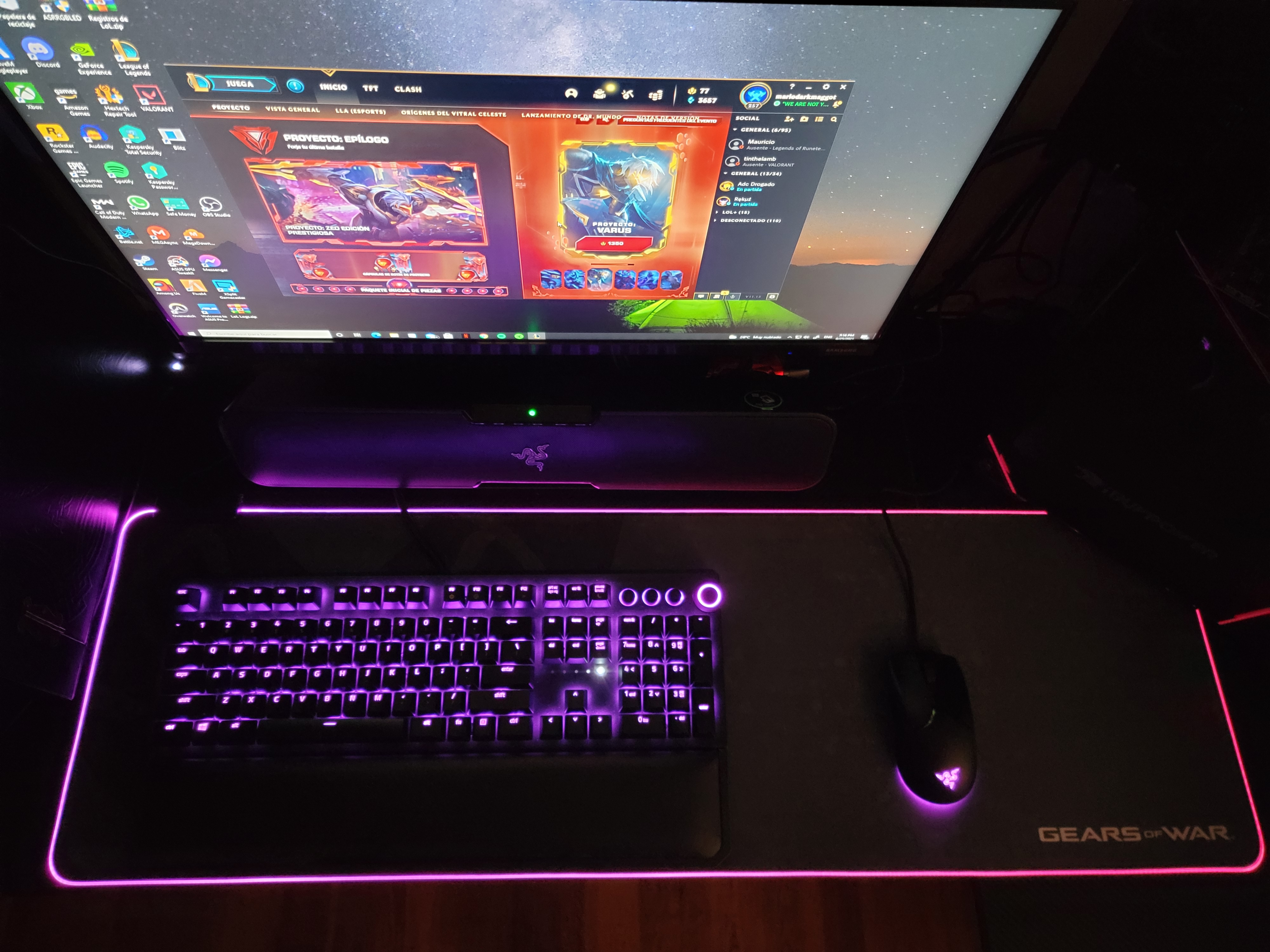 Huge desk coverage