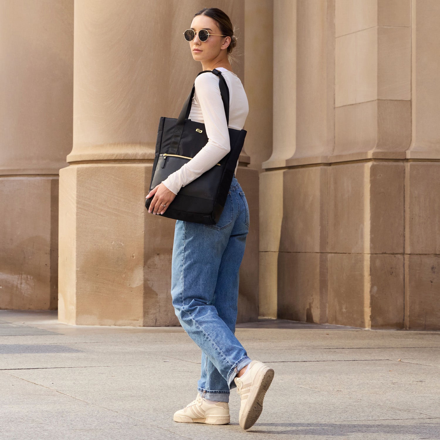 solo-new-york-parker-hybrid-backpack-tote-15-6-convertible-laptop-tote-backpack- image 3