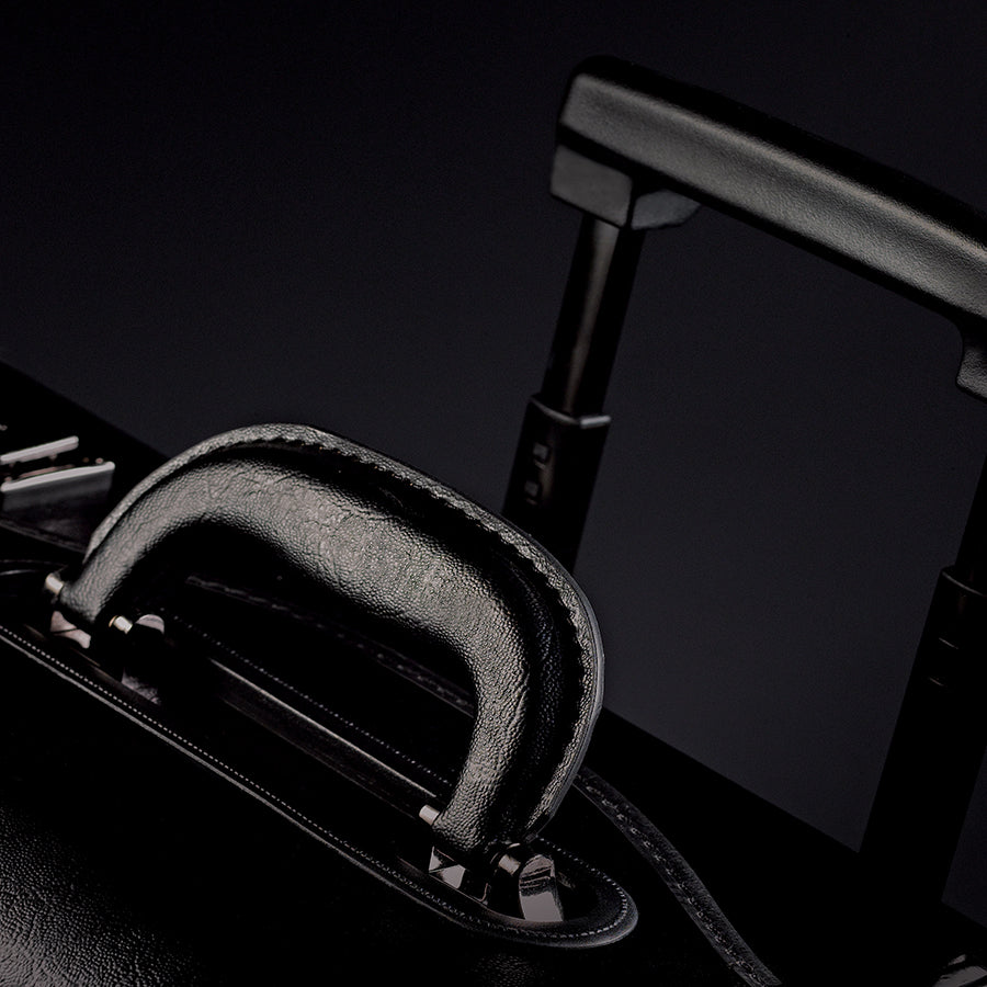 solo-new-york-lincoln-catalog-rolling-case-with-dual-combination-locks-and-teles image 8