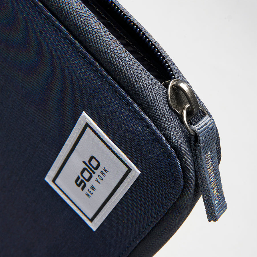 solo-new-york-wave-tablet-padfolio-recycled-pet-padfolio-with-tensioned-clips-fo image 7