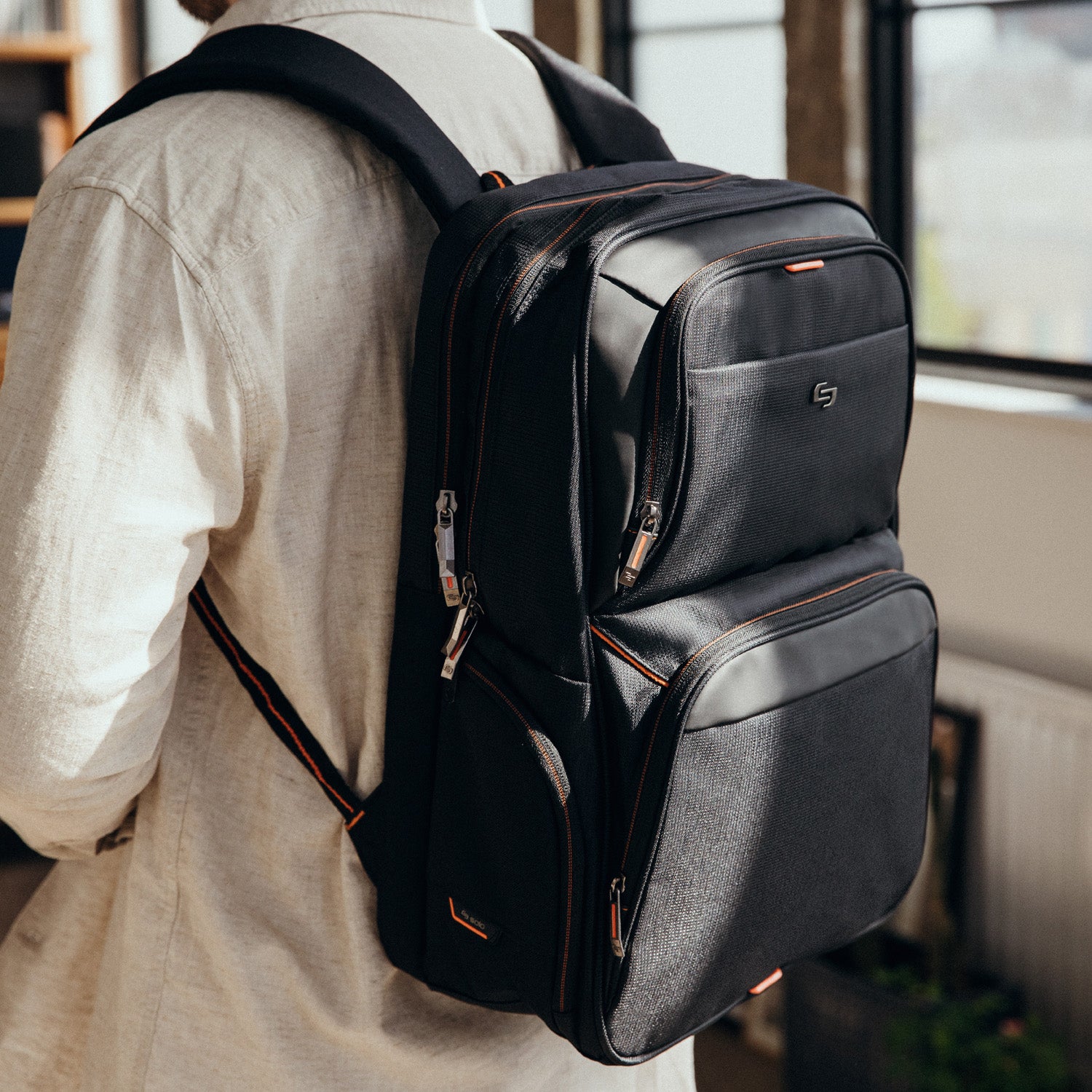 solo-new-york-ambition-backpack-padded-17-3-laptop-everyday-backpack-with-organi image 3